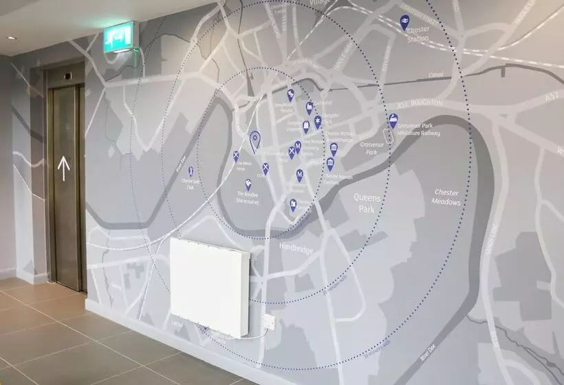 Otel Holiday Inn Express, Chester Racecourse, An Ihg