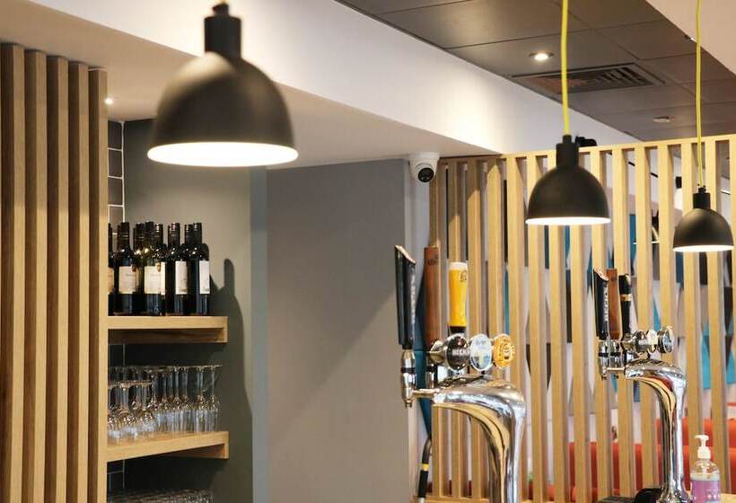 ホテル Holiday Inn Express, Chester Racecourse, An Ihg