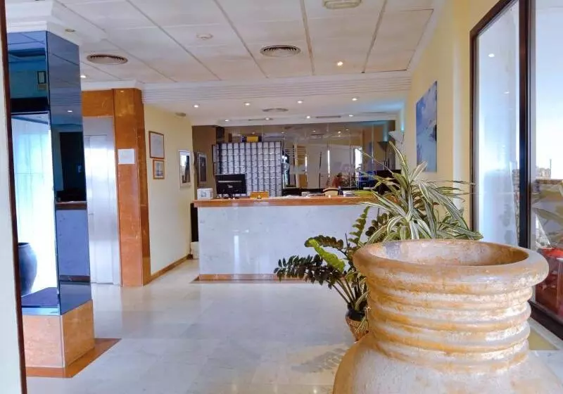 ホテル Jm Puerto Rosario