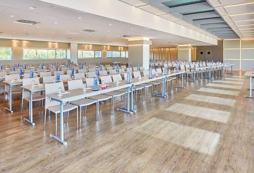 Отель NH Collection Santiago De Compostela