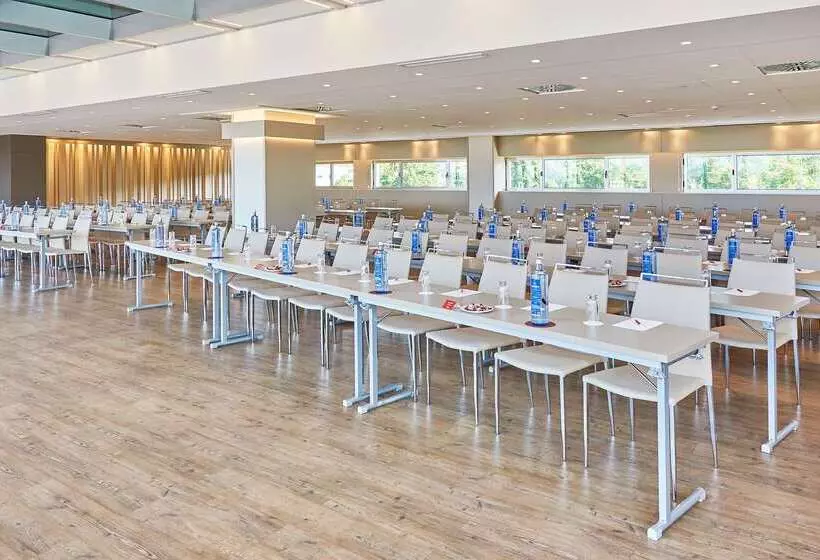 Отель NH Collection Santiago De Compostela