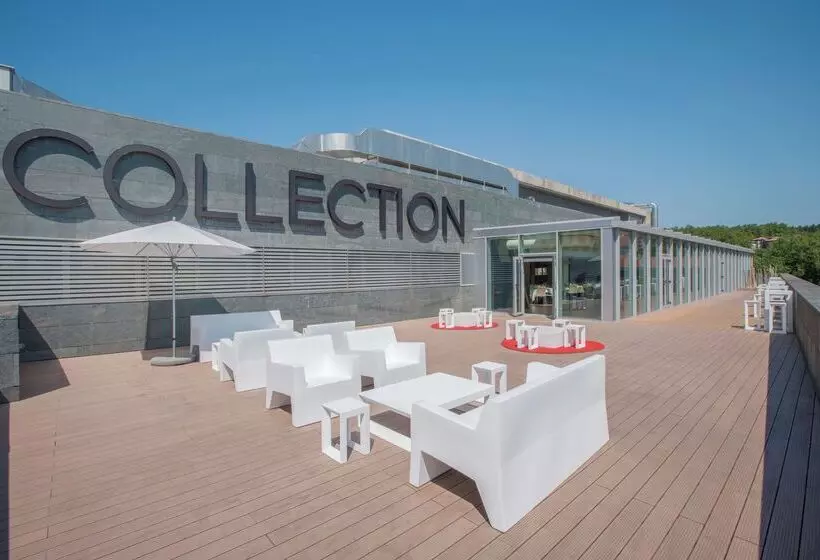 Отель NH Collection Santiago De Compostela