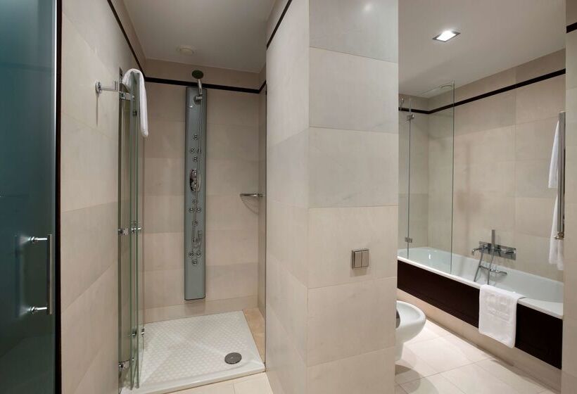 בית מלון כפרי NH Collection Santiago De Compostela