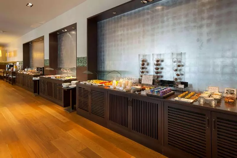 Отель NH Collection Santiago De Compostela