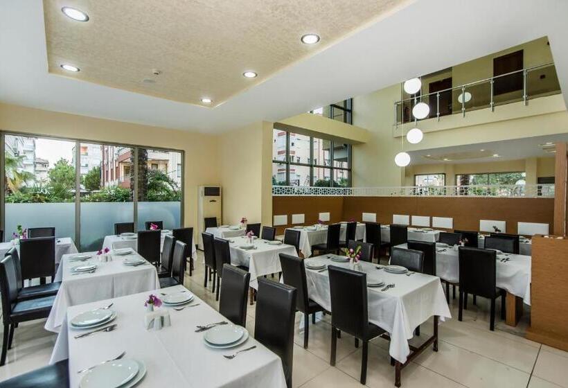 ホテル Santa Marina