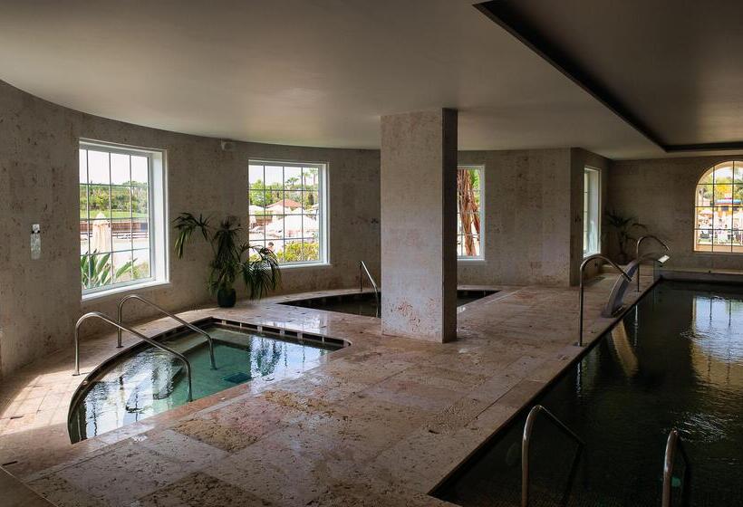 هتل Domes Lake Algarve, Autograph Collection