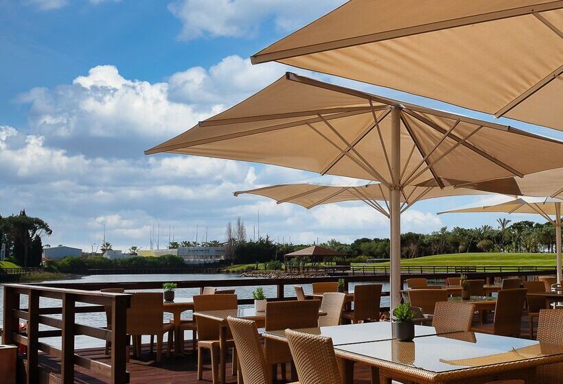 هتل Domes Lake Algarve, Autograph Collection