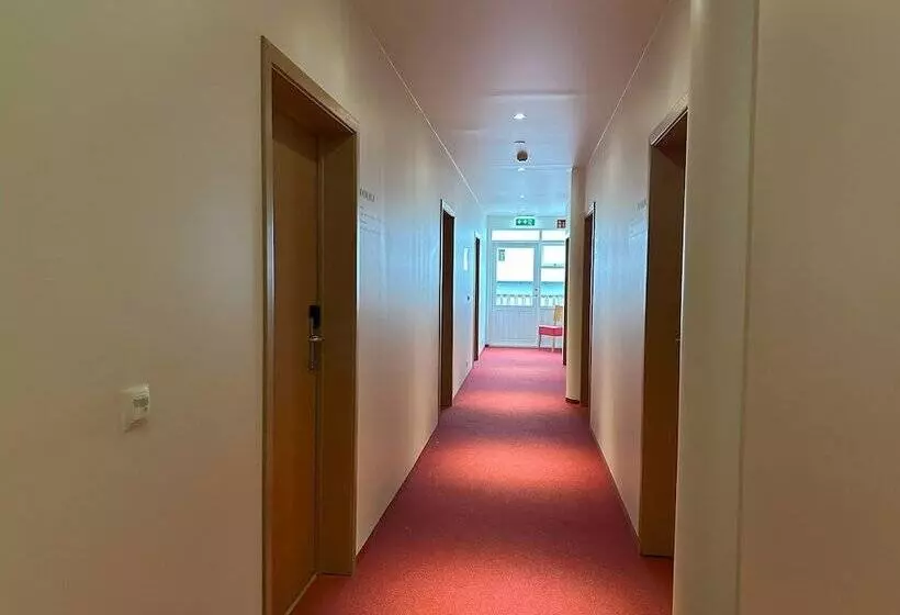 هتل Eskifjörður