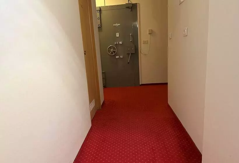 هتل Eskifjörður