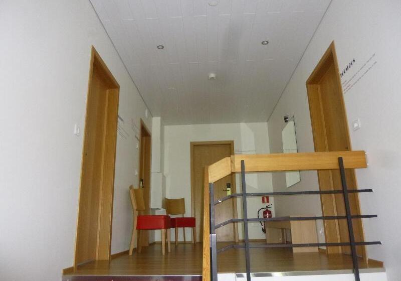 هتل Eskifjörður