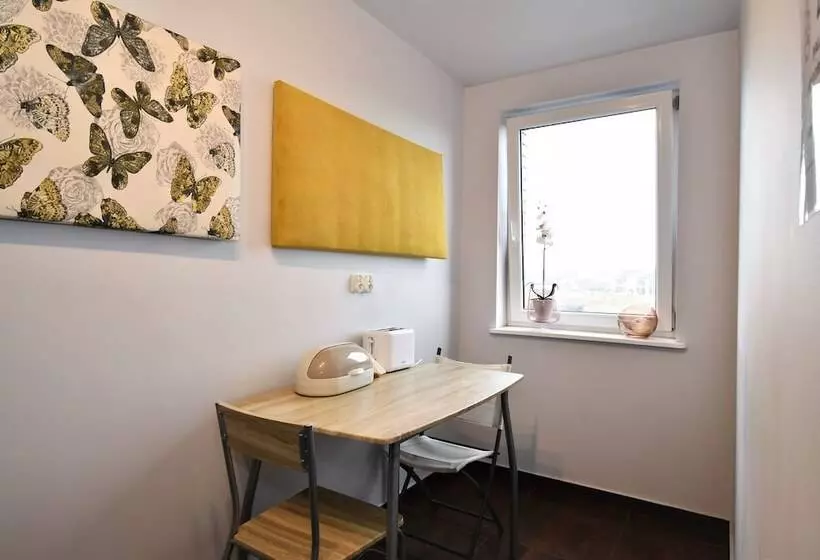 ホテル Sleepinn Gdansk Airport