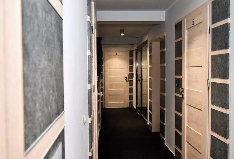 ホテル Sleepinn Gdansk Airport