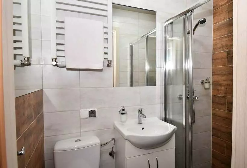 ホテル Sleepinn Gdansk Airport