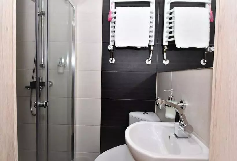 ホテル Sleepinn Gdansk Airport