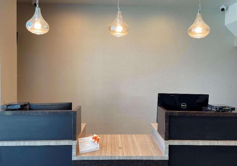 Hotel Brooklyn Vybe , Ascend  Collection