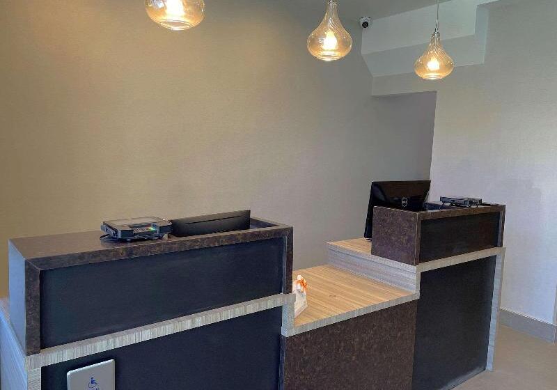 Hotel Brooklyn Vybe , Ascend  Collection