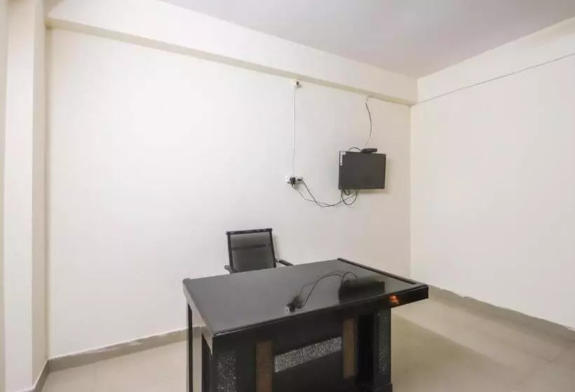 Hotelli O Royal Residency