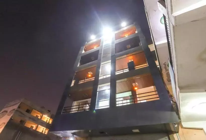 Hotelli O Royal Residency