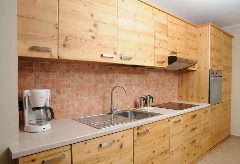 Residence Marisol Camere & Appartamenti   Mezzana Centre