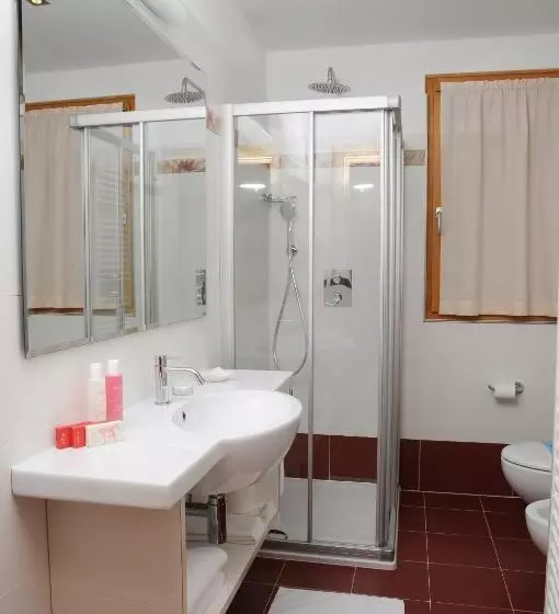 Residence Marisol Camere & Appartamenti   Mezzana Centre