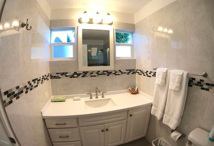 Dickenson Bay Oasis Antigua Village