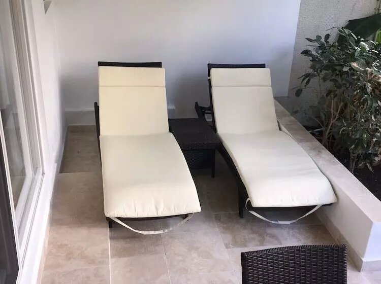 Dickenson Bay Oasis Antigua Village