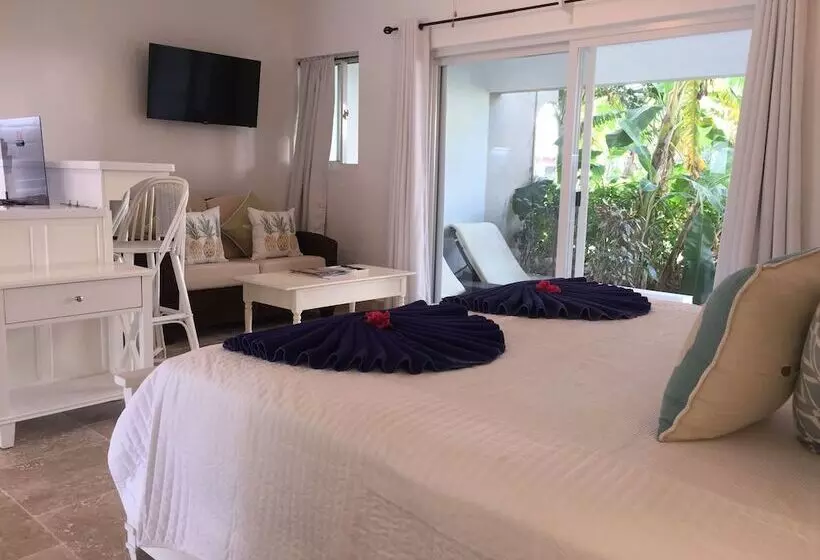 Dickenson Bay Oasis Antigua Village