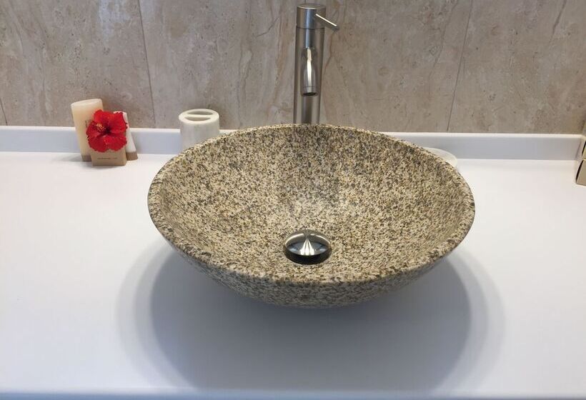 Dickenson Bay Oasis Antigua Village