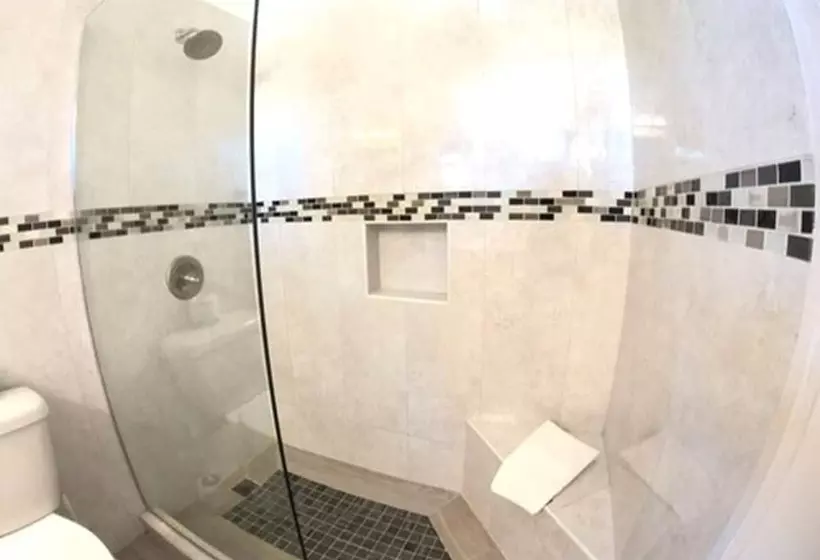 Dickenson Bay Oasis Antigua Village