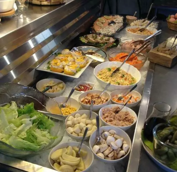 Brit Hotel   Montsoult La Croix Verte