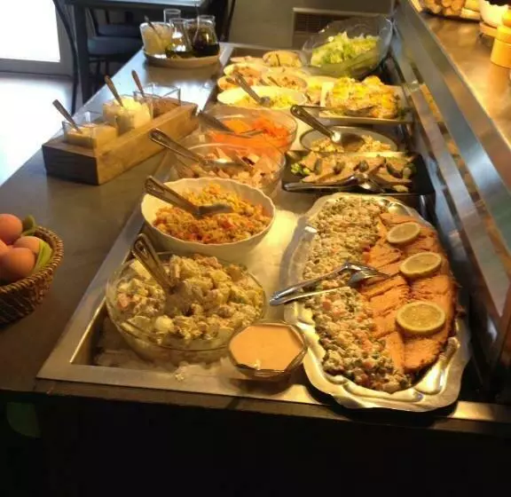 Brit Hotel   Montsoult La Croix Verte