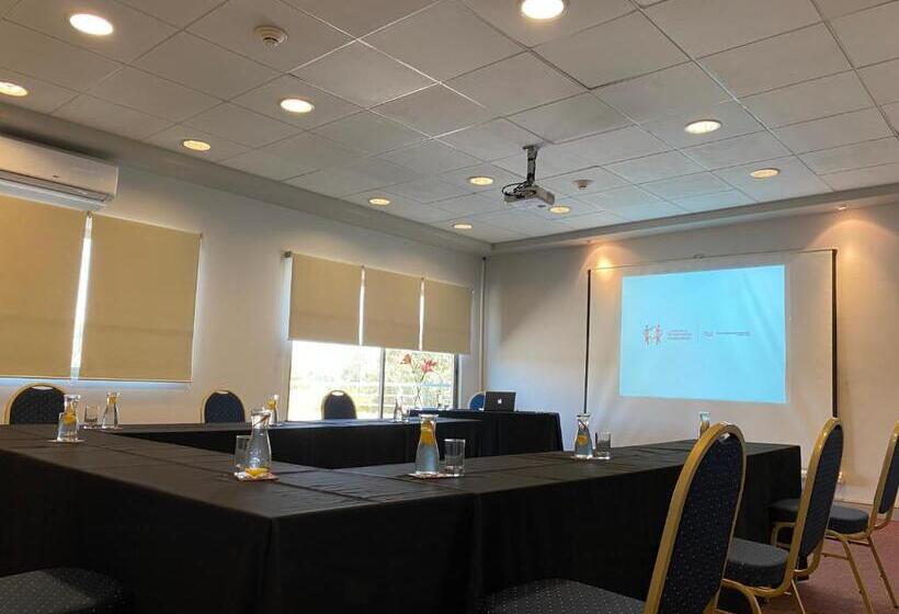 هتل Agua Del Desierto