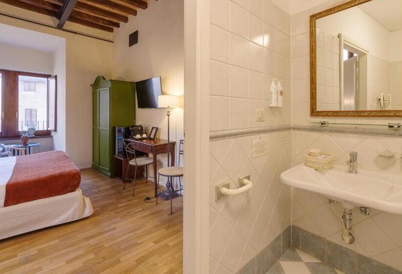 Aurora Boutique Hotel & Private Spa