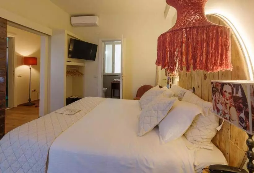 Aurora Boutique Hotel & Private Spa