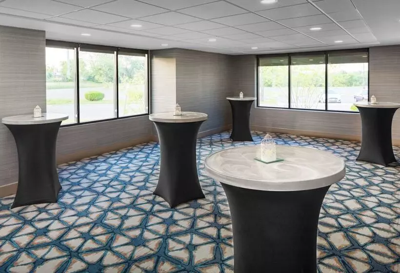 Szálloda Doubletree By Hilton Ann Arbor North