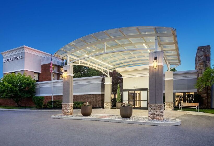 هتل Doubletree By Hilton Ann Arbor North