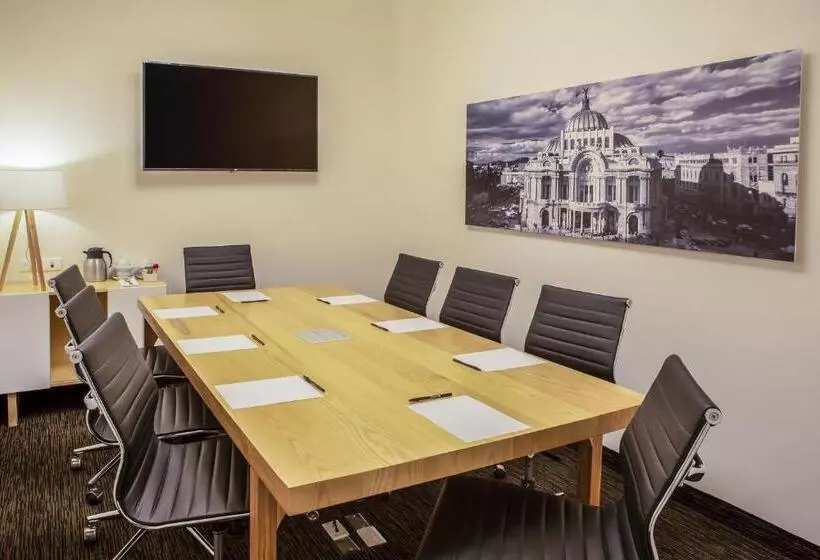 호텔 Fiesta Inn Centro Historico