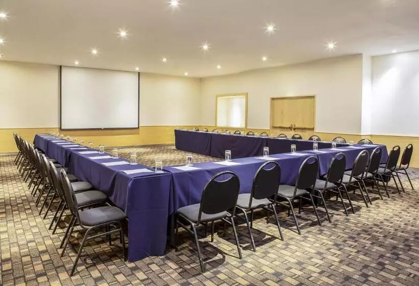 호텔 Fiesta Inn Centro Historico