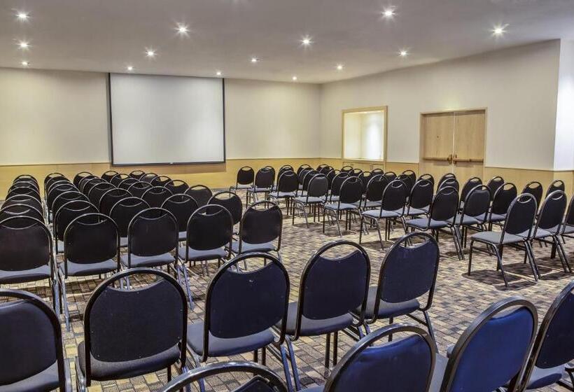 Отель Fiesta Inn Centro Historico