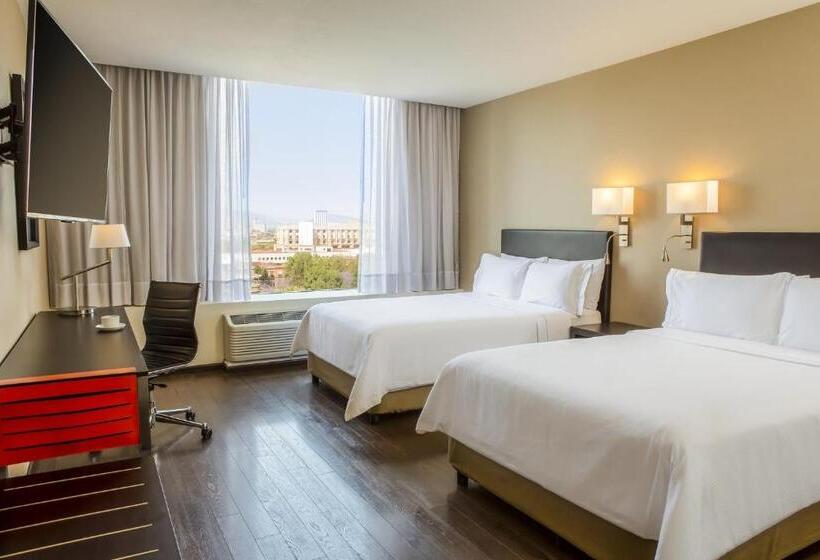 Отель Fiesta Inn Centro Historico