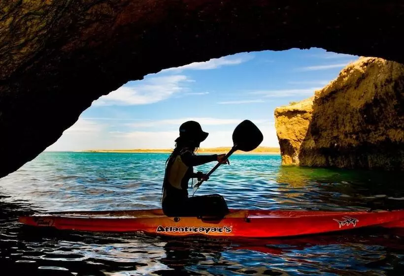 酒店 La Tosca Hostel