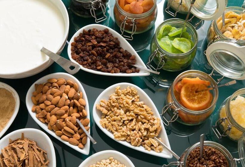 Otel Les Sables Noirs & Spa