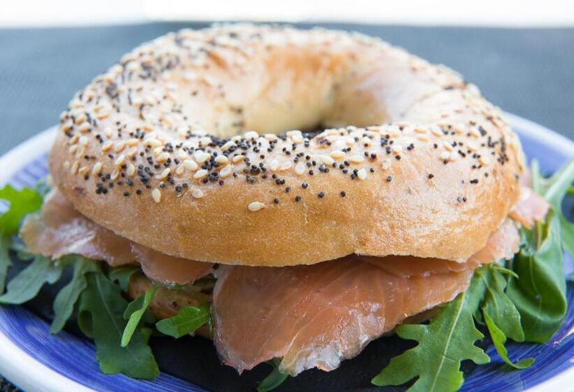 Otel Les Sables Noirs & Spa