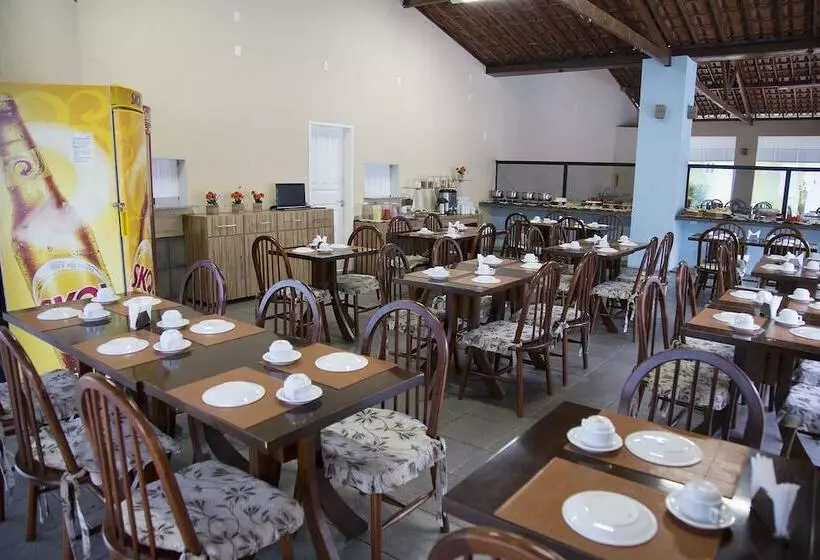 هتل Parque Das Aguas