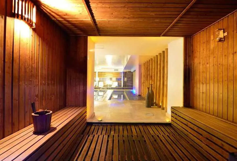 Hotelli Pestana Buenos Aires