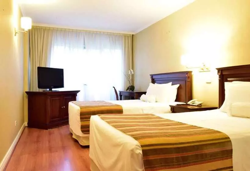 Hotelli Pestana Buenos Aires