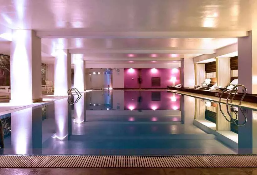 Hotelli Pestana Buenos Aires