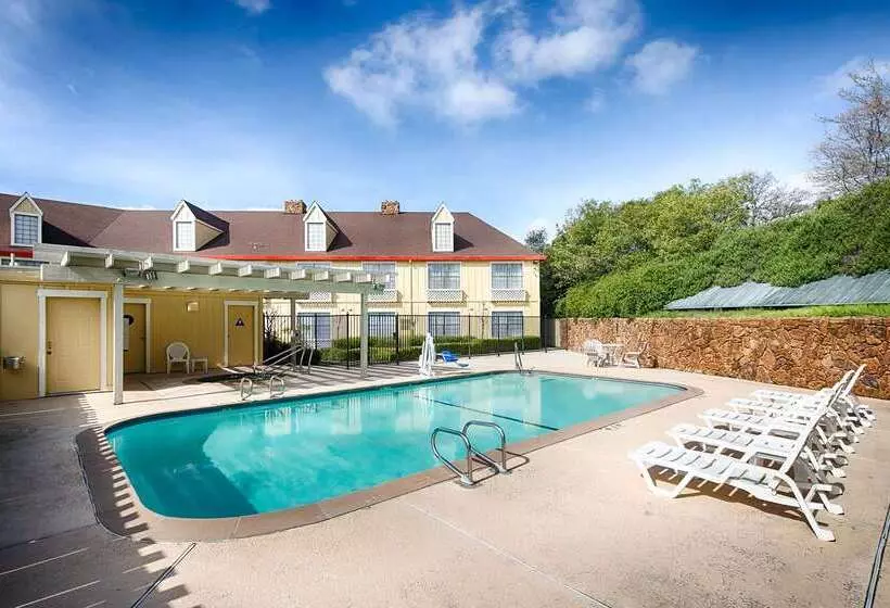 酒店 Red Lion Inn & Suites Auburn