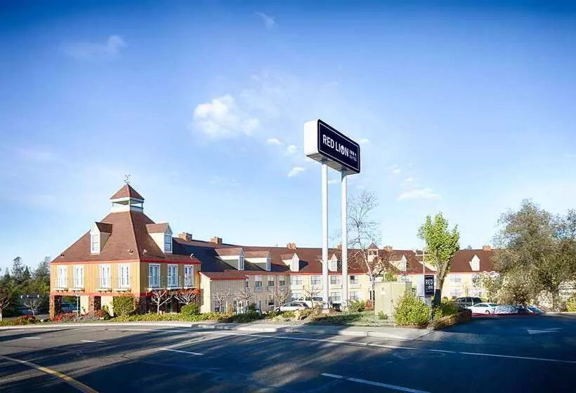 酒店 Red Lion Inn & Suites Auburn