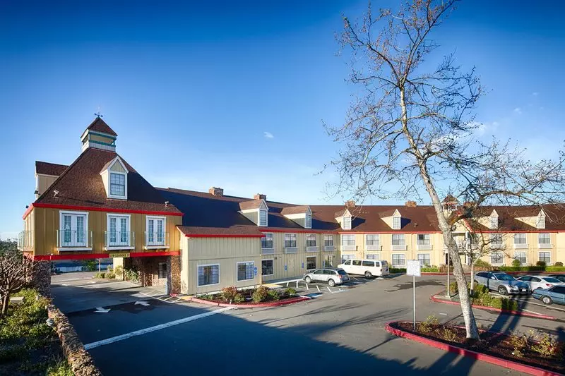 酒店 Red Lion Inn & Suites Auburn